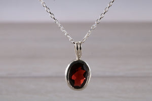 Natural Oval cut Garnet set Silver Necklace