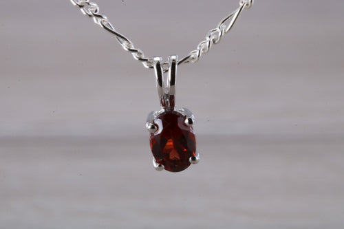 Natural Oval cut Garnet set Silver Necklace