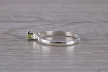 Load image into Gallery viewer, Natural Peridot Gemstone set Silver Ring