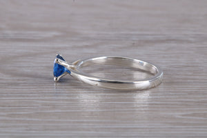 Silver solitaire set with Royal Blue sapphire cubic zirconia, simple and beautiful