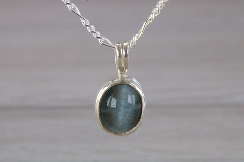 Natural Grey Cats Eye set Silver Necklace