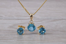 Load image into Gallery viewer, Round cut Blue Topaz Matching Stud Earrings and Necklace set in Yellow Gold