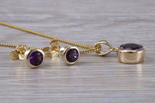 Load image into Gallery viewer, Round cut Amethyst set Necklace and Matching Earrings set in Yellow Gold