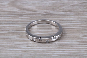 Round cut Diamond set 18ct White Gold Ring