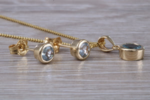 Round cut Aquamarine Matching Earrings and Necklace set in Yellow Gold
