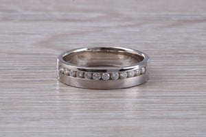 Beautiful Diamond set 18ct White Gold Band