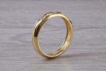Load image into Gallery viewer, Trilogy Diamond Set 18ct Yellow Gold Band