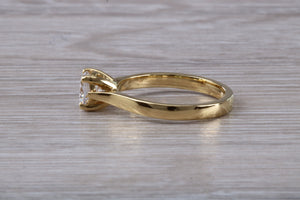 Beautiful One carat Mossainte Diamond set 18ct Yellow Gold Solitaire