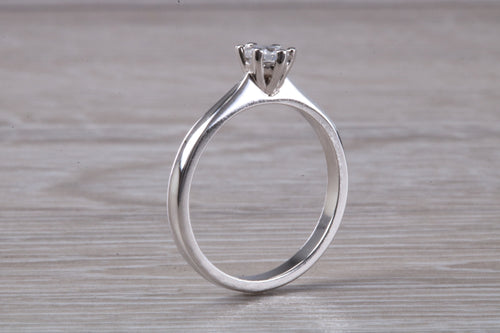 Minimalistic Petite and Simple Diamond set Platinum Solitaire