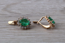 Load image into Gallery viewer, Emerald and Diamond set Yellow Gold Earrings