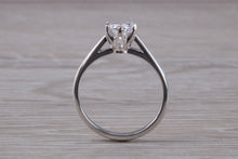 Load image into Gallery viewer, Tulip Flower Solitaire set The Ultimate Hearts and Arrows Moissanite Diamond