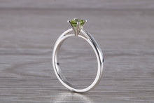 Load image into Gallery viewer, Natural Peridot Gemstone set Silver Ring