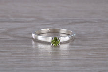 Load image into Gallery viewer, Natural Peridot Gemstone set Silver Ring