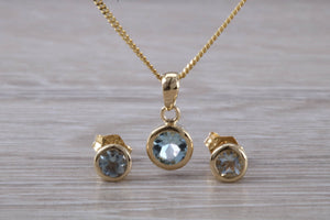 Round cut Aquamarine Matching Earrings and Necklace set in Yellow Gold