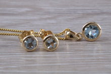 Load image into Gallery viewer, Round cut Aquamarine Matching Earrings and Necklace set in Yellow Gold