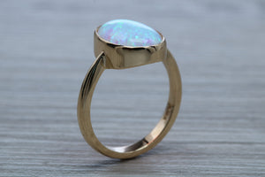 Very Fiery and Sparkly Opal set Yellow Gold Ring