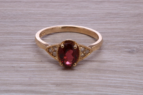 Garnet and Diamond Gemstone set Gold Ring