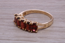 Load image into Gallery viewer, 1.50 carats Five Stone Garnet Gemstone set Yellow Gold Ring
