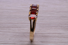 Load image into Gallery viewer, 1.50 carats Five Stone Garnet Gemstone set Yellow Gold Ring