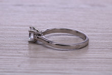 Load image into Gallery viewer, 0.70 carat Round cut Natural Diamond set Solitaire