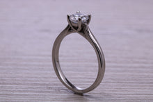 Load image into Gallery viewer, 0.70 carat Round cut Natural Diamond set Solitaire