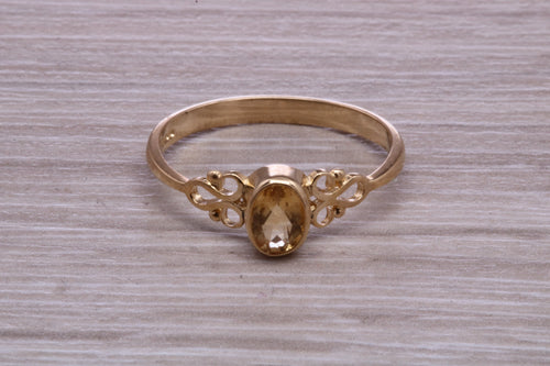 Petite Citrine set Yellow Gold Ring