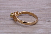 Load image into Gallery viewer, Tree Twig Designed Peridot set Yellow Gold Ring