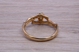 Tree Twig Designed Peridot set Yellow Gold Ring