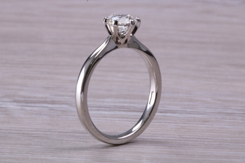 Elegant and Timeless One carat Diamond Solitaire