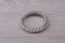 Load image into Gallery viewer, Stunning One carat Full Circle set Platinum Diamond Band