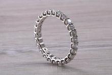 Load image into Gallery viewer, Stunning One carat Full Circle set Platinum Diamond Band