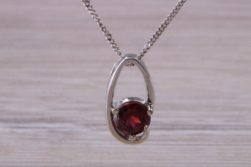 9ct White Gold Rhodolite set Necklace