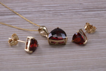 Load image into Gallery viewer, Trillion cut Garnet Earrings and Matching Necklace set in Yellow Gold