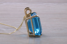 Load image into Gallery viewer, 15ct Large Blue Topaz set Yellow Gold Solitaire Necklace
