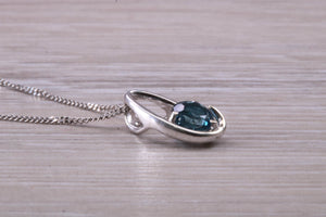 9ct White Gold London Blue Topaz Necklace