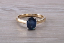 Load image into Gallery viewer, Stunning 1.50 carat Oval cut Royal Blue Sapphire Solitaire