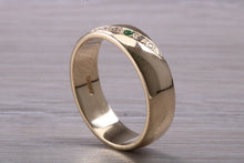 Load image into Gallery viewer, Diamond and Emerald set Chunky 6mm Wide Band