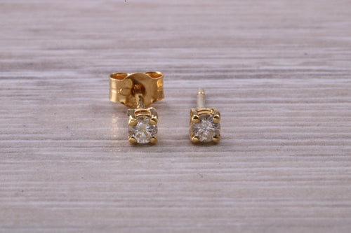 Simple Diamond Solitaire Stud Earrings