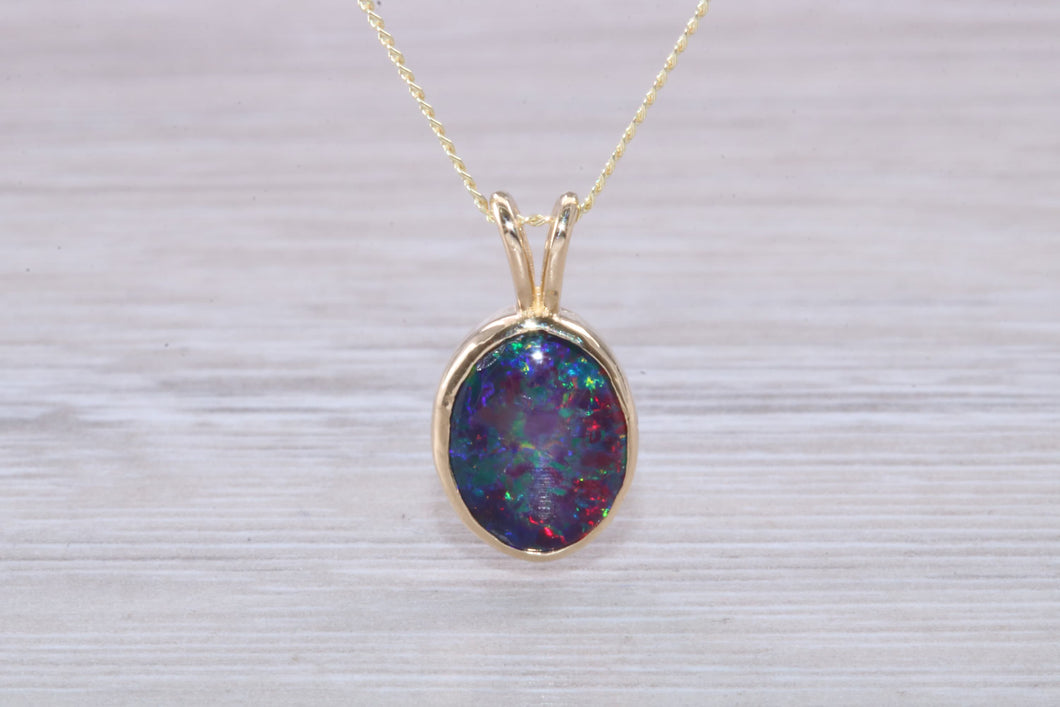 Very Fiery Natural Opal Yellow Gold Necklace