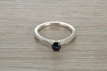 Load image into Gallery viewer, Natural Blue Sapphire Solitaire Ring