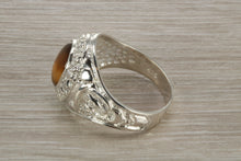 Load image into Gallery viewer, Gents Sterling Silver Tigers Eye set College Ring