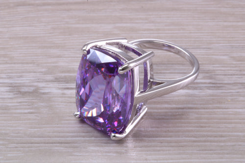Very Large Light Amethyst C Z Ring