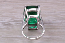 Load image into Gallery viewer, Very Large Green Emerald C Z Ring
