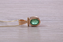 Load image into Gallery viewer, Beautiful One carat Oval cut Emerald Yellow Gold Necklace