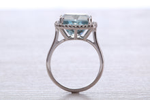 Load image into Gallery viewer, Large 7 carat Aquamarine and Diamond Ring