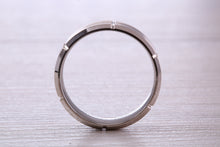 Load image into Gallery viewer, Very Chunky Gents 7 mm Wide White Gold Band