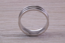 Load image into Gallery viewer, Gents Chunky 8mm Wide Patterned White Gold Band