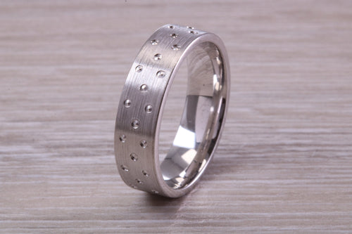 Gents 6 mm Wide Patterned White Gold Band