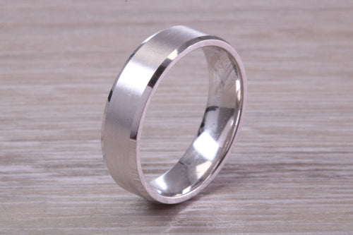 Gents 6 mm Wide Patterned White Gold Band