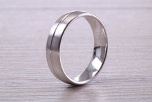 Load image into Gallery viewer, Gents 6 mm Wide Patterned White Gold Band